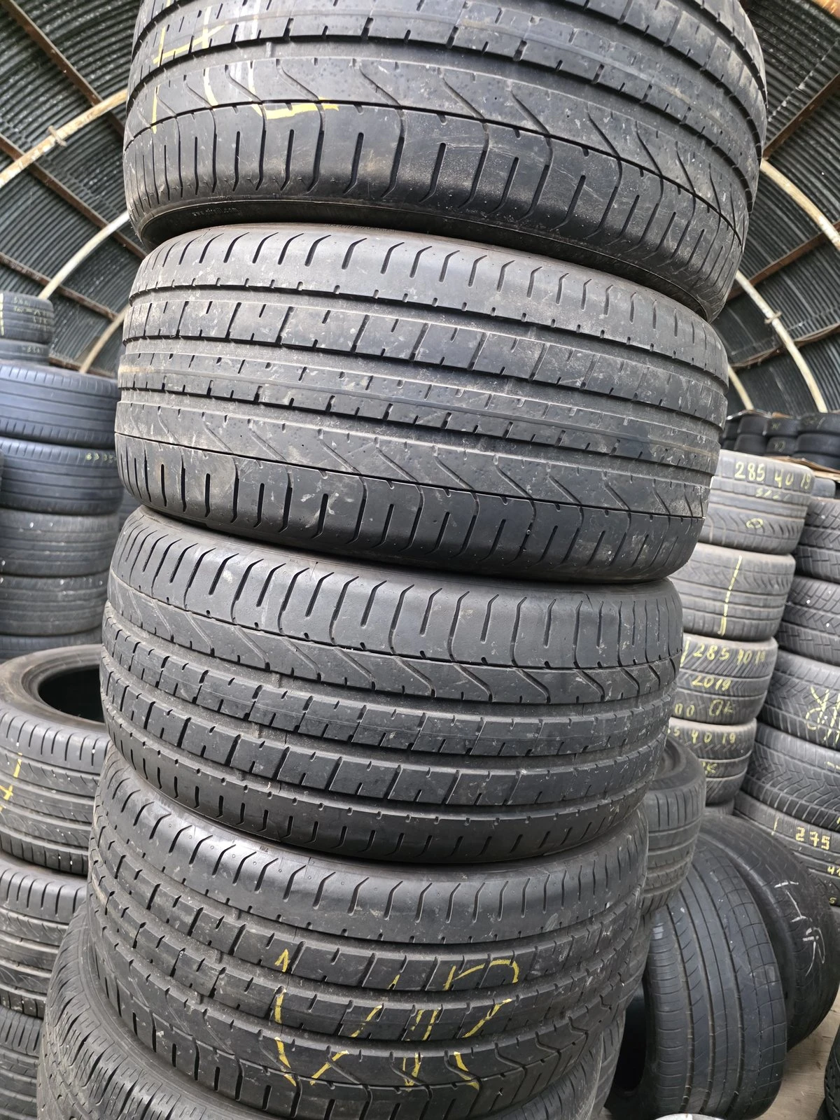 Гуми Летни 255/40R20, снимка 5 - Гуми и джанти - 56735512