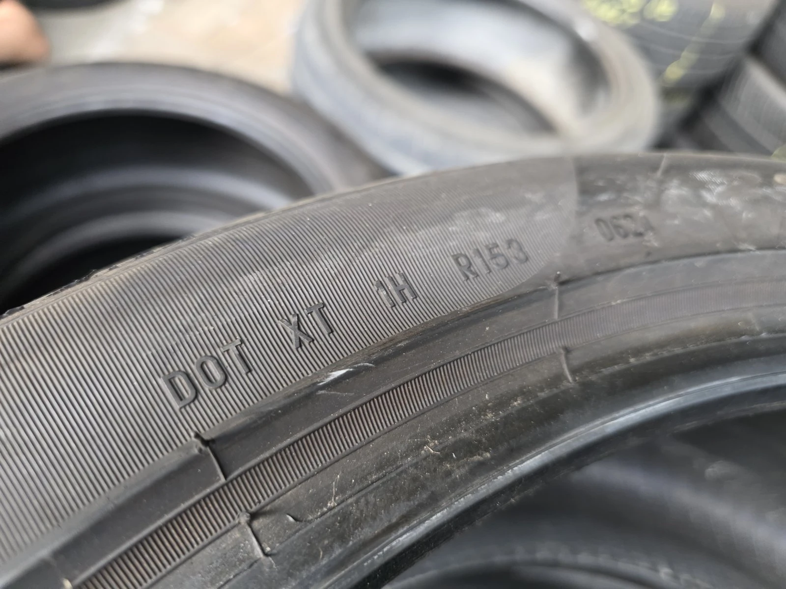 Гуми Летни 255/40R20, снимка 12 - Гуми и джанти - 56735512