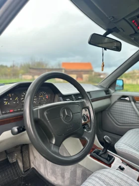 Mercedes-Benz E 220 W124, снимка 7