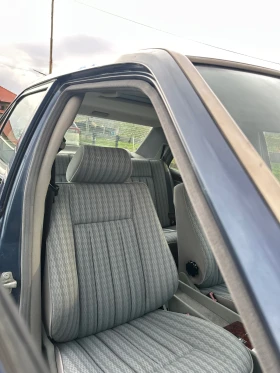 Mercedes-Benz E 220 W124, снимка 9