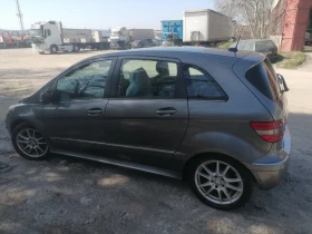 Mercedes-Benz B 200 Фейслифт, снимка 6