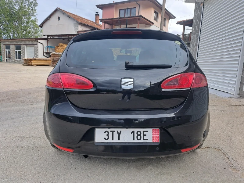 Seat Leon 1.6i + ГАЗ!* 175 000км* Като нова, снимка 4 - Автомобили и джипове - 42973287