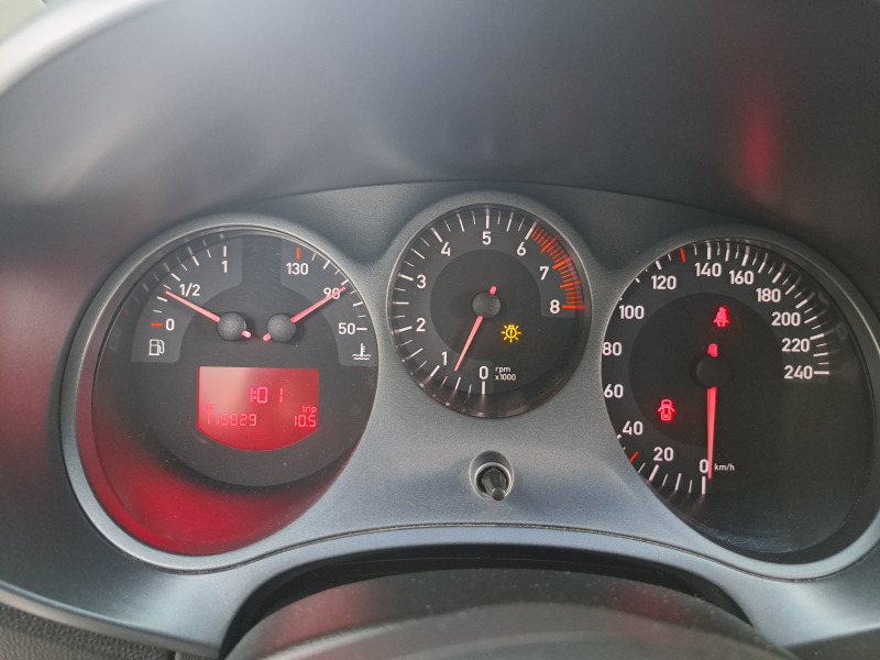 Seat Leon 1.6i + ГАЗ!*175 000км*Като нова, снимка 15 - Автомобили и джипове - 42973287