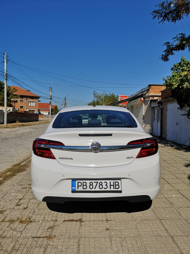 Opel Insignia, снимка 4 - Автомобили и джипове - 46284752