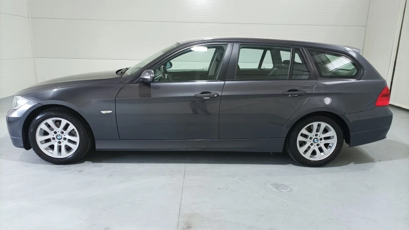 BMW 320 2.0 i , снимка 8 - Автомобили и джипове - 46354947