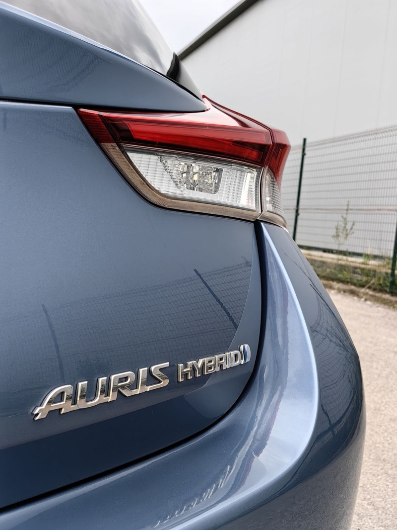 Toyota Auris Auris 1.8 S Edition , снимка 11 - Автомобили и джипове - 46218633