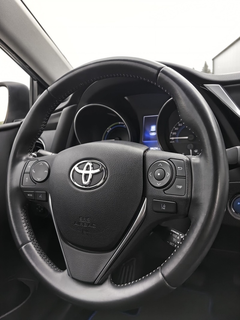 Toyota Auris Auris 1.8 S Edition , снимка 16 - Автомобили и джипове - 46218633