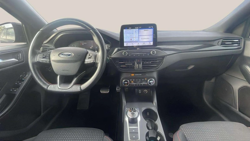 Ford Focus 1.0 EcoBoost, снимка 10 - Автомобили и джипове - 48055323