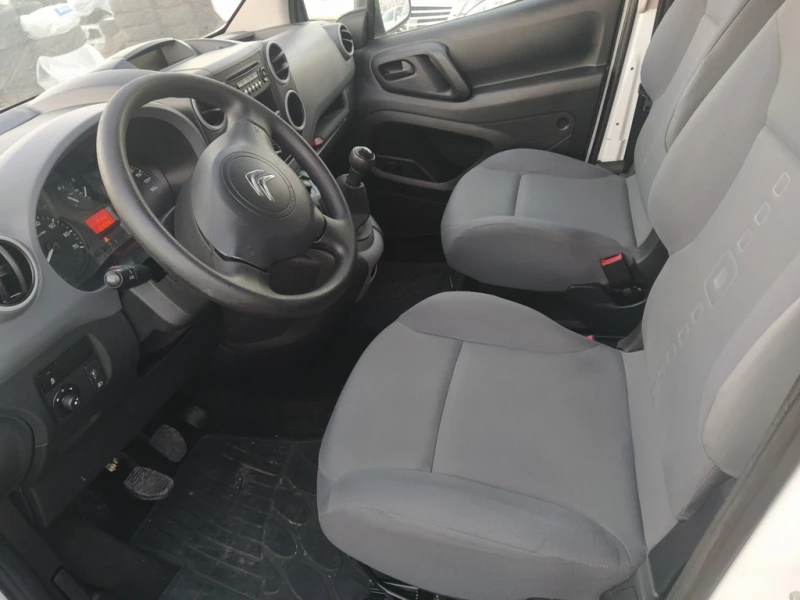 Citroen Berlingo 1.6 , снимка 9 - Автомобили и джипове - 48165241