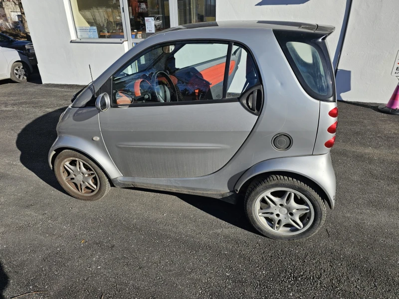 Smart Fortwo, снимка 5 - Автомобили и джипове - 48380274