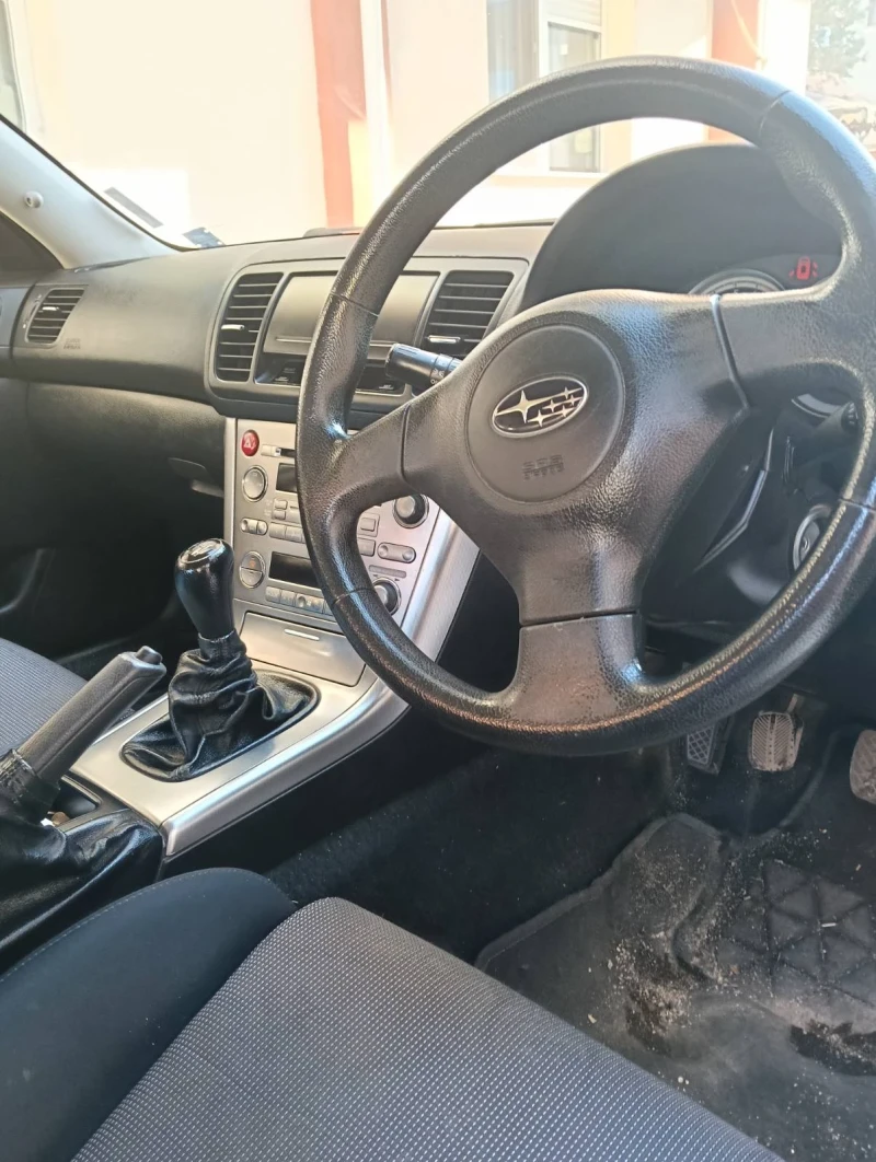 Subaru Legacy 2.0 136к.с, снимка 15 - Автомобили и джипове - 48557801