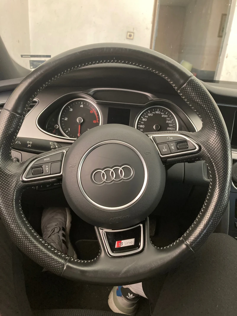 Audi A4, снимка 9 - Автомобили и джипове - 52875410