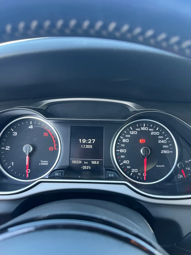 Audi A4, снимка 10 - Автомобили и джипове - 52875410