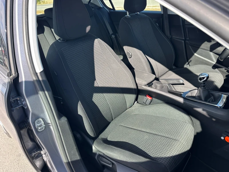 Peugeot 308 1.5 BLUE HDI 130hp, снимка 7 - Автомобили и джипове - 52016704