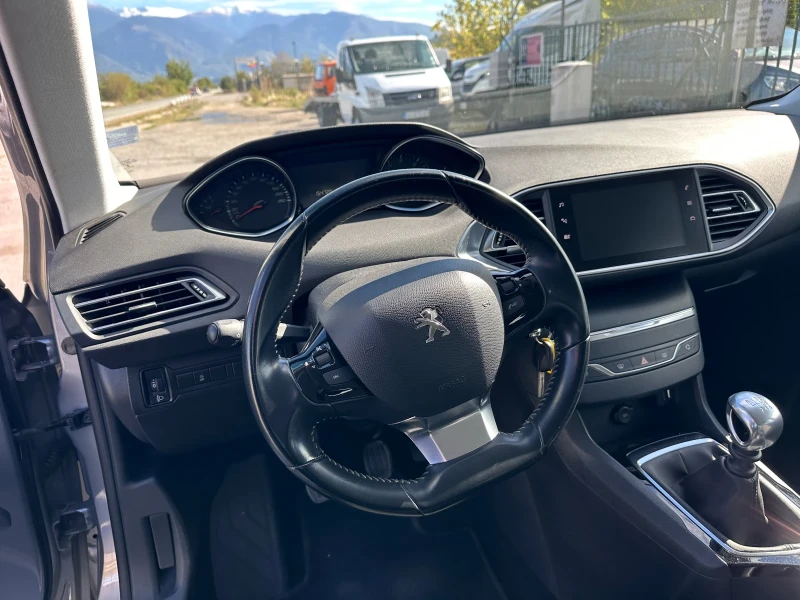 Peugeot 308 1.5 BLUE HDI 130hp, снимка 10 - Автомобили и джипове - 52016704