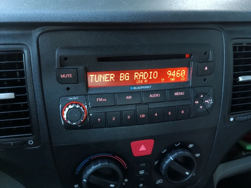 Fiat Idea, снимка 3 - Автомобили и джипове - 52554520