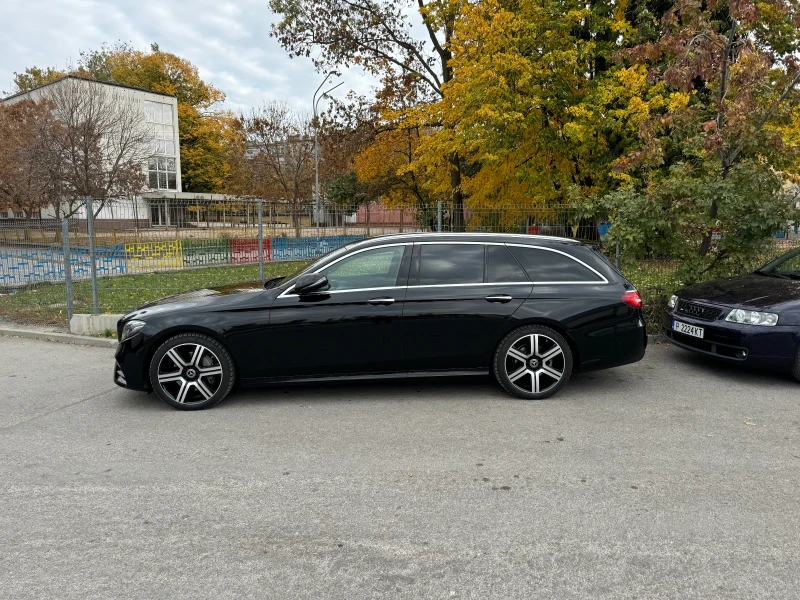 Mercedes-Benz E 220 4MATIC* AMG-LINE* DISTRNIC+ * MULTIBEAM LED* , снимка 3 - Автомобили и джипове - 53343732