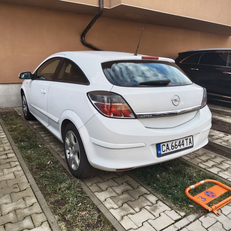 Opel Astra H - бензин-газ 1, 6  16V, снимка 6 - Автомобили и джипове - 53449393