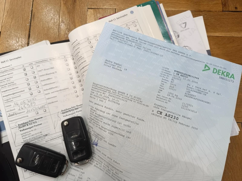 VW Golf 1.6i 102к.с., снимка 17 - Автомобили и джипове - 53457396