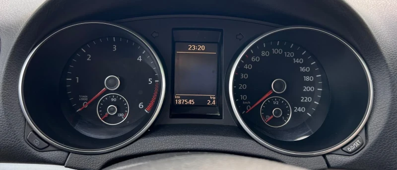 VW Golf 2.0TDI/140/ 6ск. PANORAMA/, снимка 11 - Автомобили и джипове - 53479573