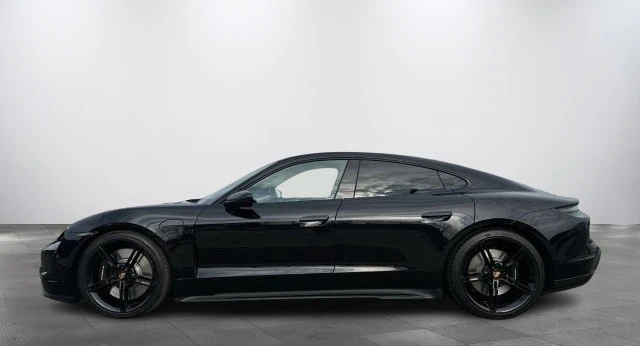Porsche Taycan 4S = Sport Chrono = Heat Pump Гаранция - изображение 4