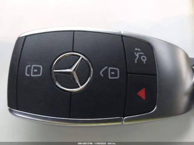 Mercedes-Benz C 300 4x4* BURMESTER* VIRTUAL* CAM* BLIND* AMBIENT* КEYL, снимка 15 - Автомобили и джипове - 52944319