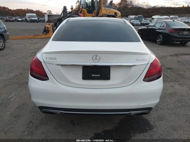 Mercedes-Benz C 300 4x4* BURMESTER* VIRTUAL* CAM* BLIND* AMBIENT* КEYL, снимка 9 - Автомобили и джипове - 52944319