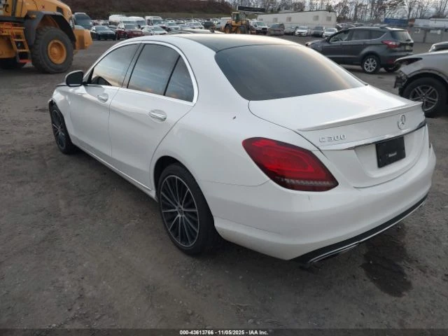 Mercedes-Benz C 300 4x4* BURMESTER* VIRTUAL* CAM* BLIND* AMBIENT* КEYL, снимка 3 - Автомобили и джипове - 52944319