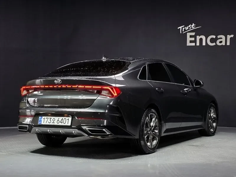 Kia K5 2.0 Noblesse, снимка 2 - Автомобили и джипове - 56127723