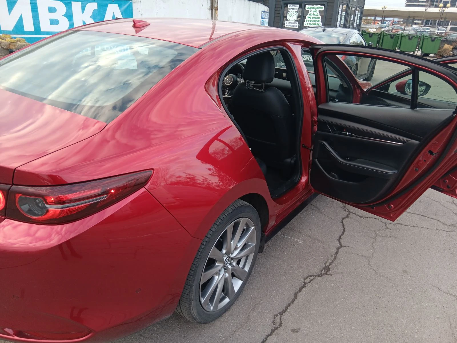 Mazda 3 SKYAKTIV G AWD 4x4 - изображение 6