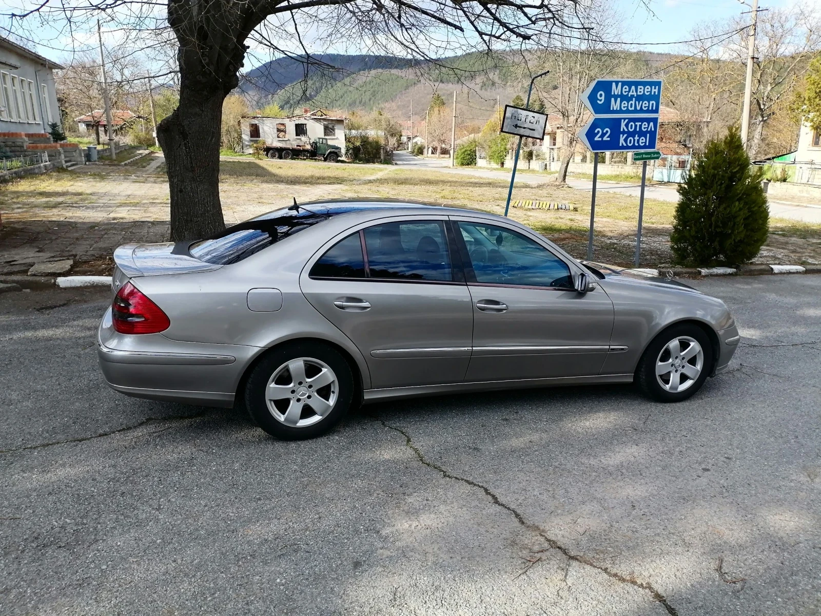 Mercedes-Benz E 220 W211 Avantgarde  - изображение 6