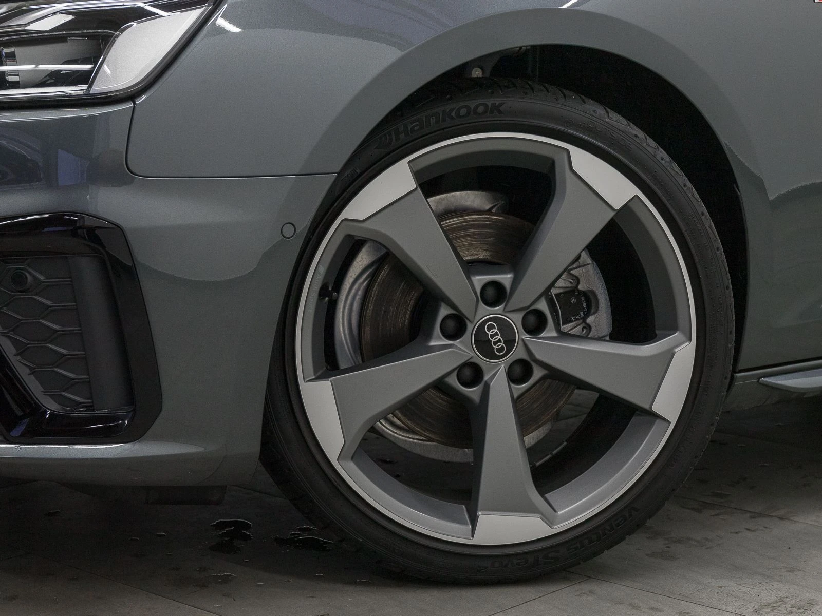 Audi A4 Avant 35 TFSI = S-line= Black Optic Гаранция - изображение 3