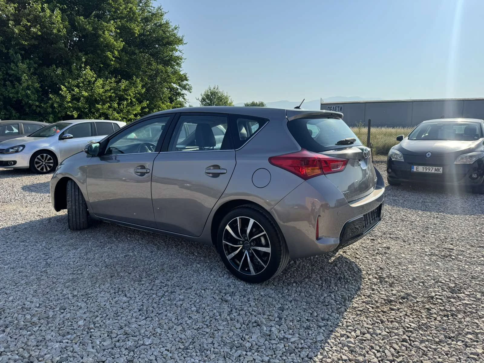 Toyota Auris 1.8i - изображение 9