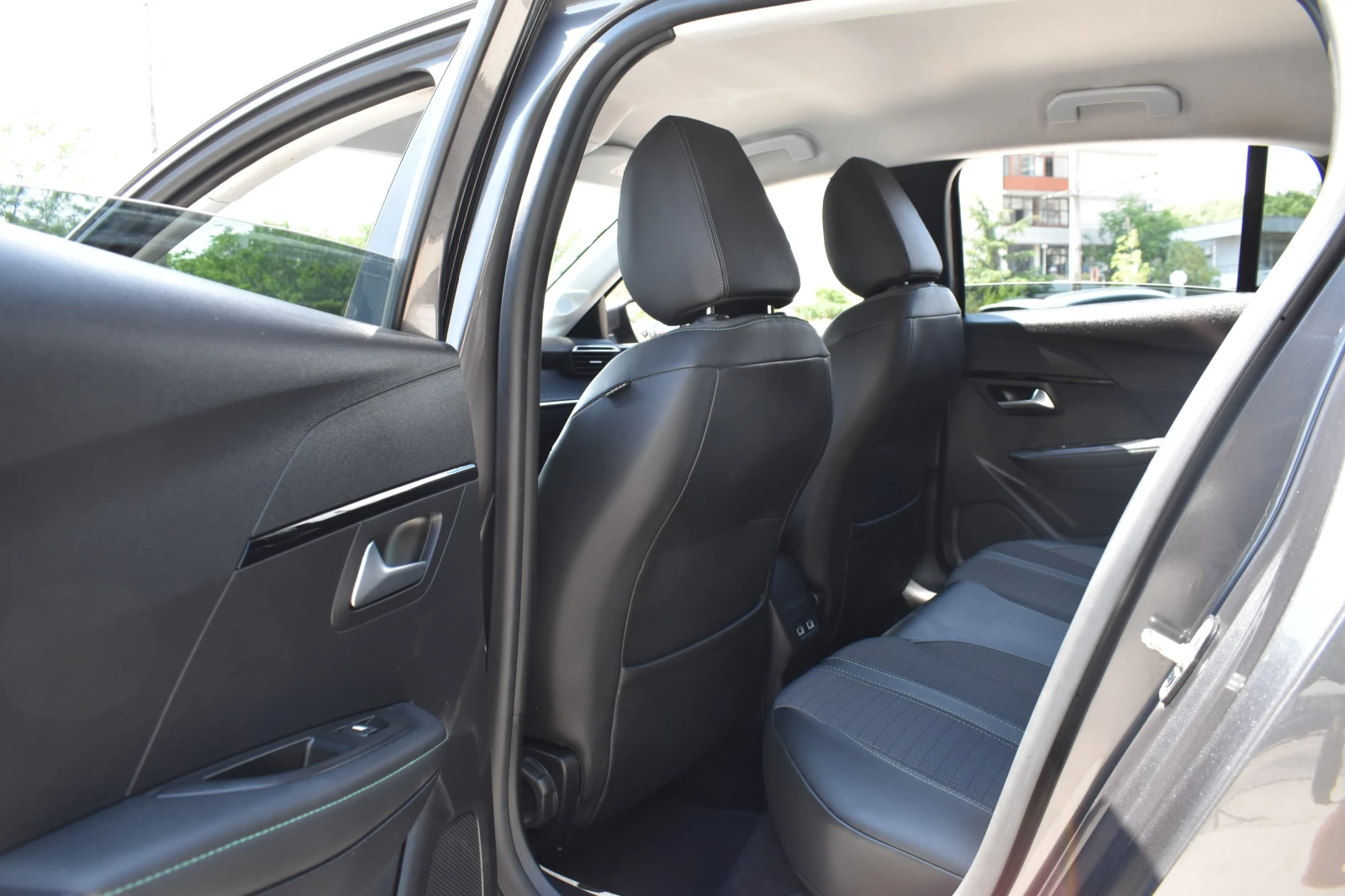 Peugeot 208 1.2STT* X-LINE* 3D*  | Mobile.bg   12