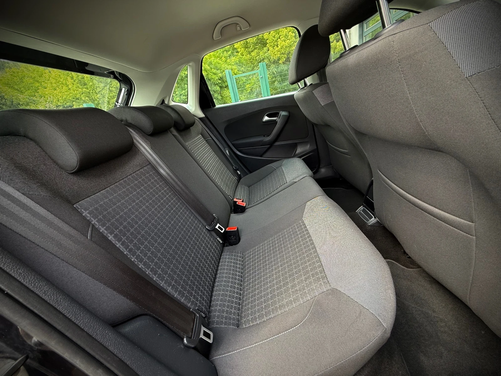 VW Polo 1.4 TDI * 90кс* Климатроник* Подгрев*  - изображение 10