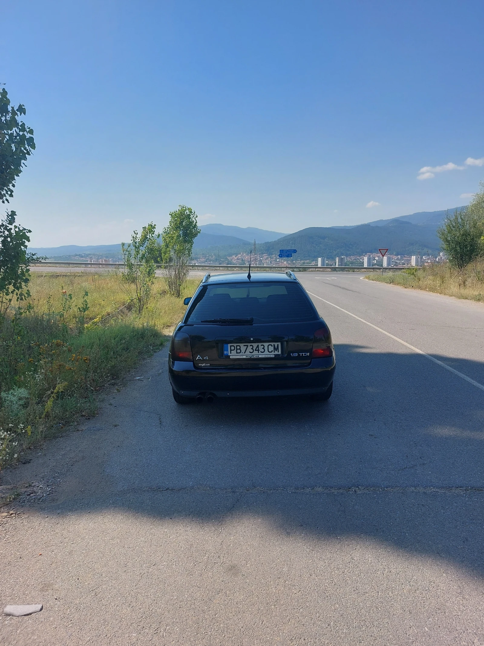 Audi A4 1.9 тди - изображение 4