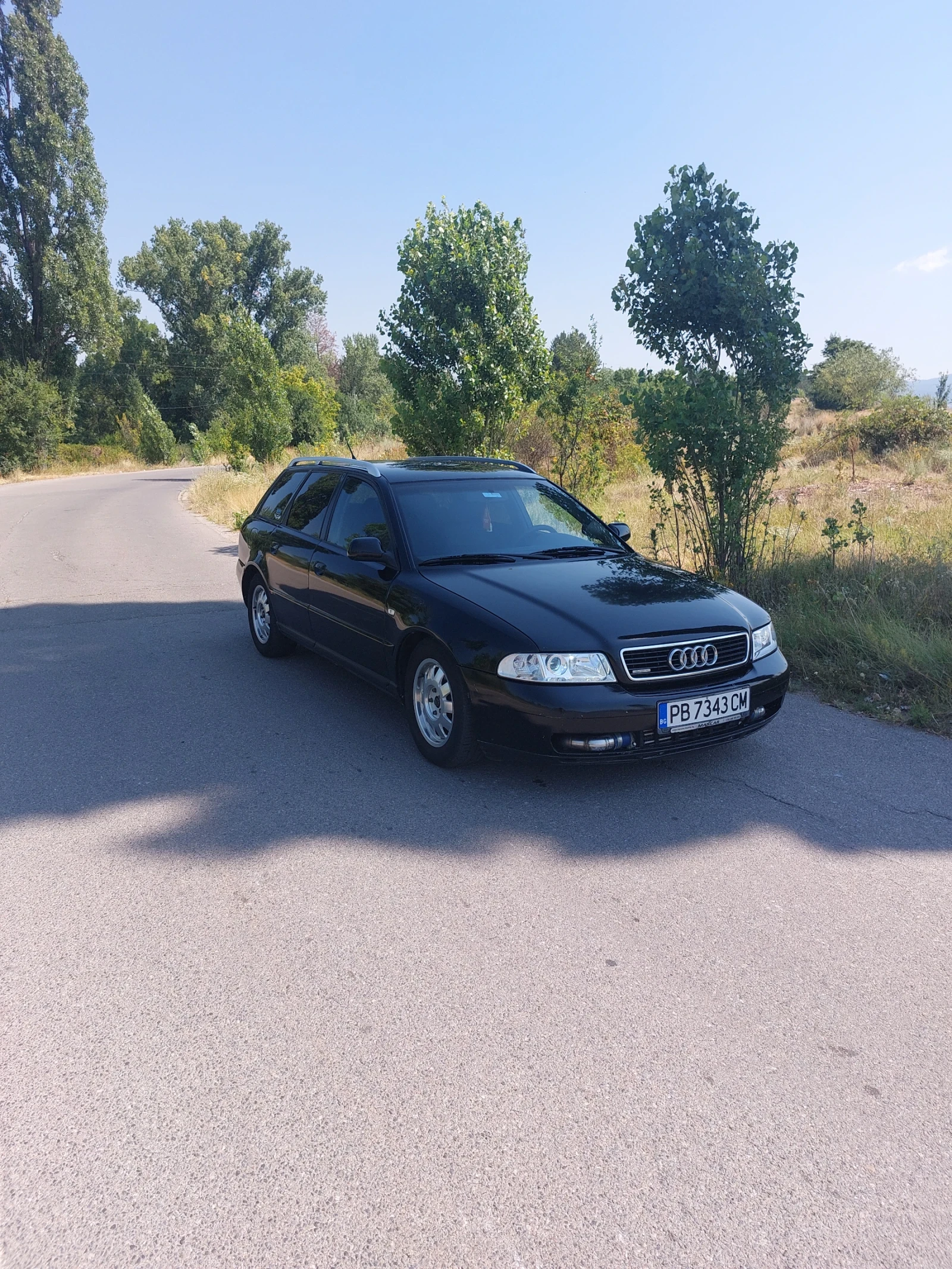 Audi A4 1.9 тди - изображение 2