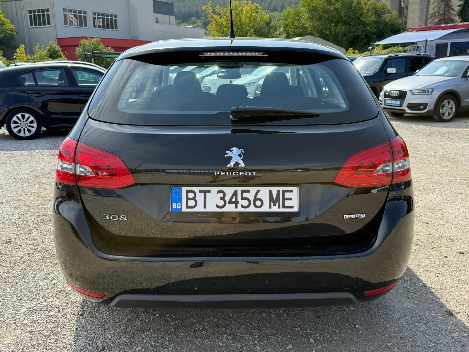 Peugeot 308 1.6HDI-116H.P-ОБСЛУЖЕНА-РЕГИСТРИРАН - изображение 5