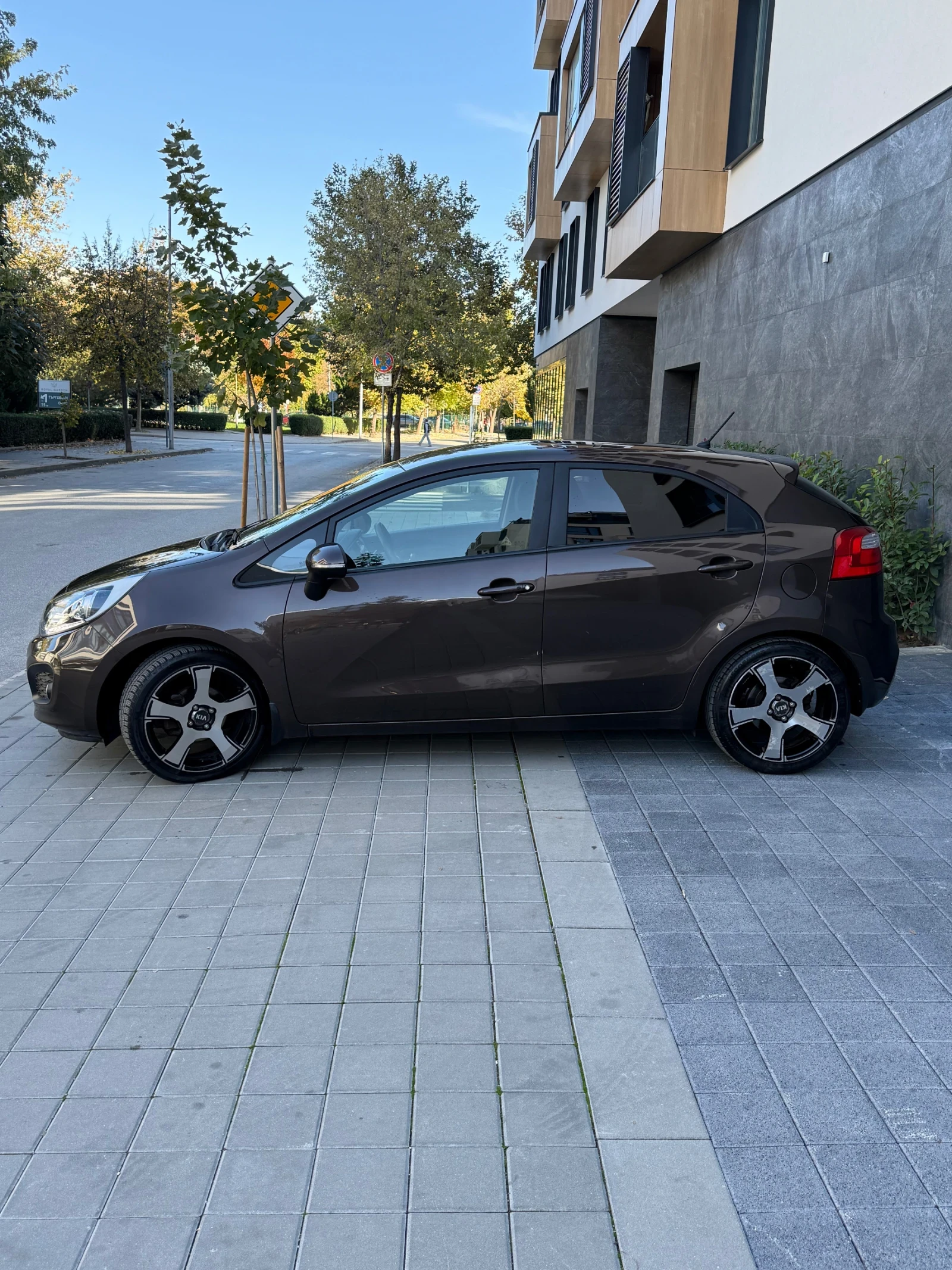 Kia Rio 1.2 бензин - изображение 7