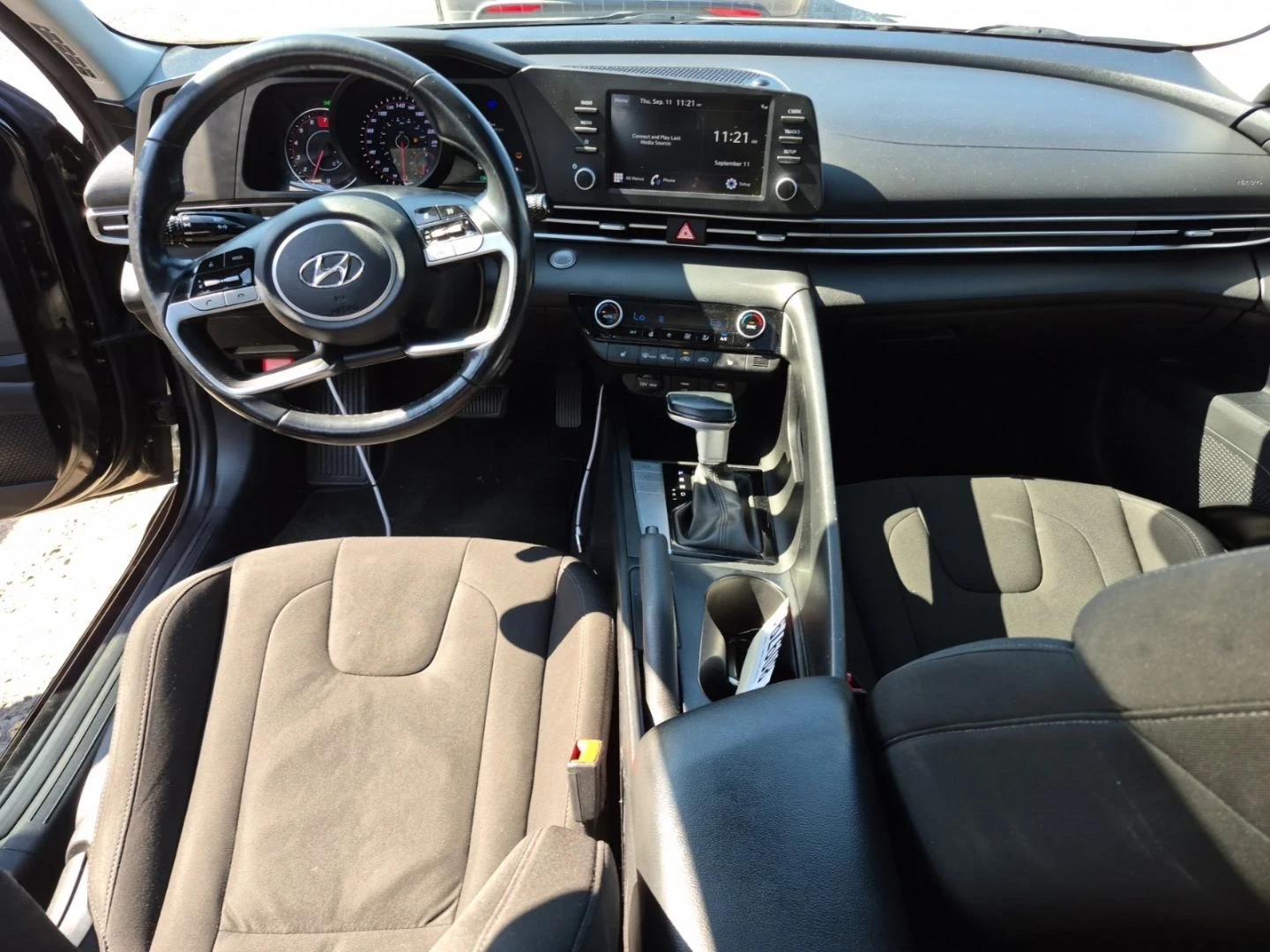 Hyundai Elantra Preferred Sun & Tech 4D* * *  | Mobile.bg   8