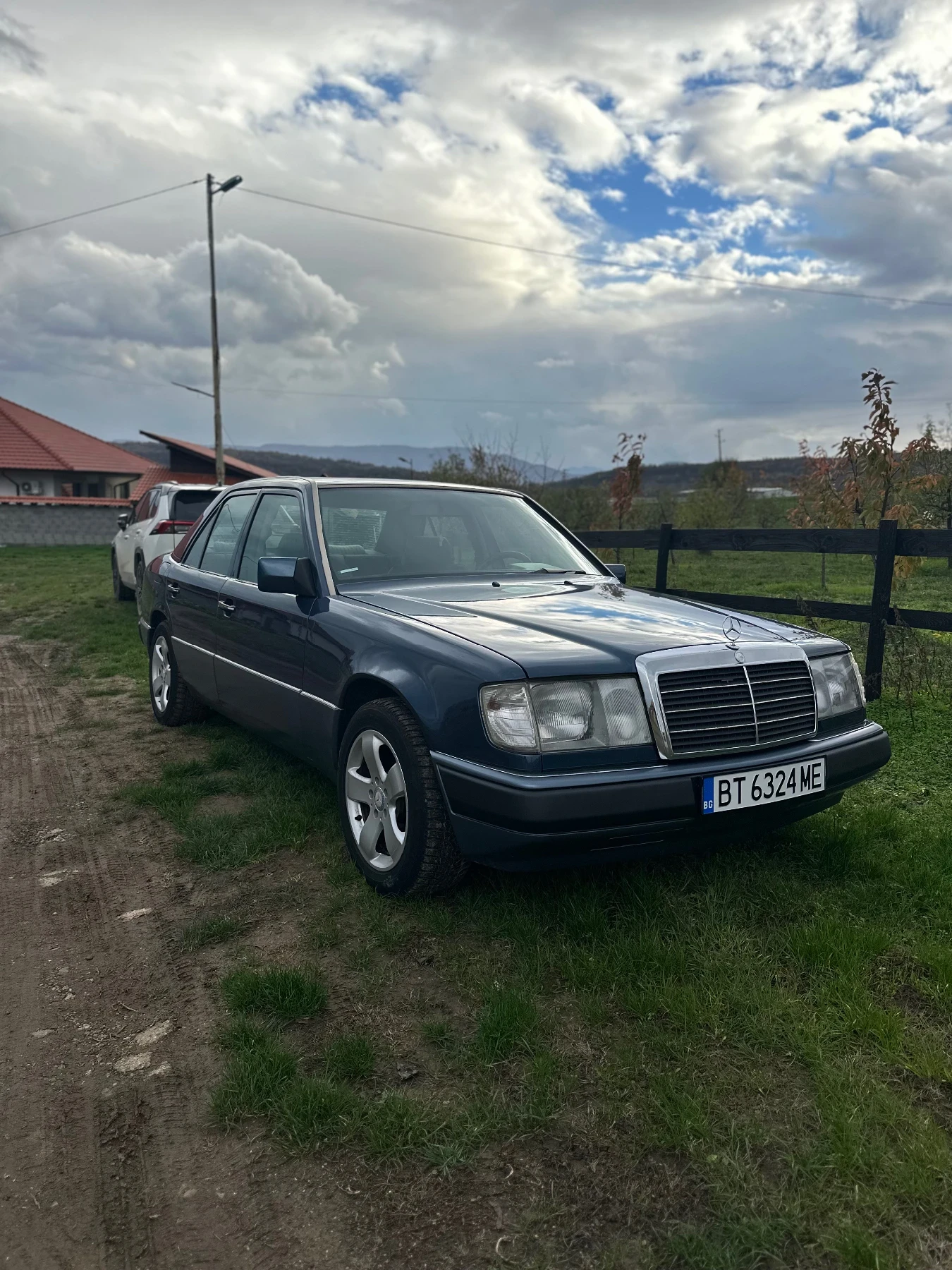 Mercedes-Benz E 220 W124 - изображение 2