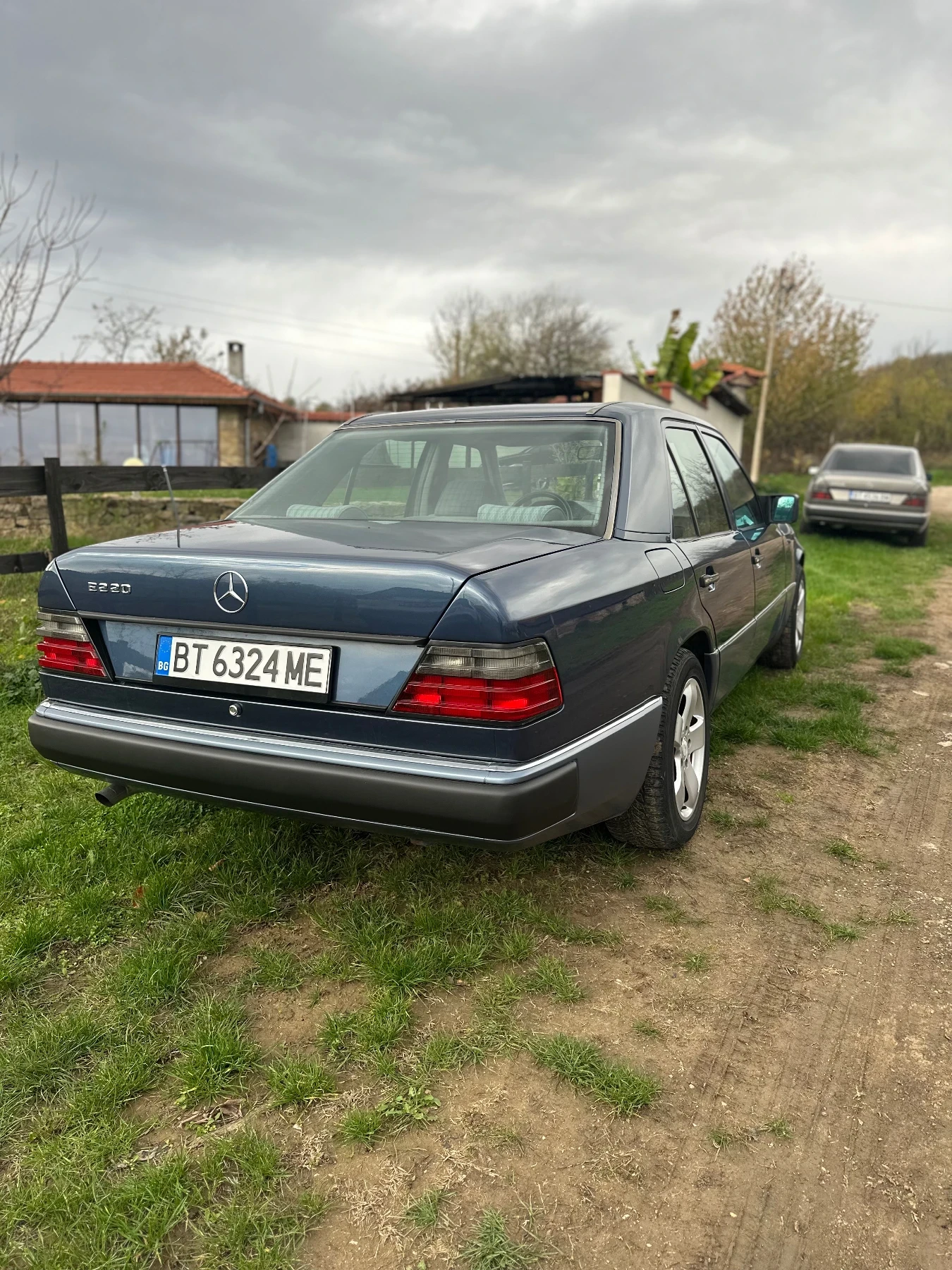 Mercedes-Benz E 220 W124 - изображение 4