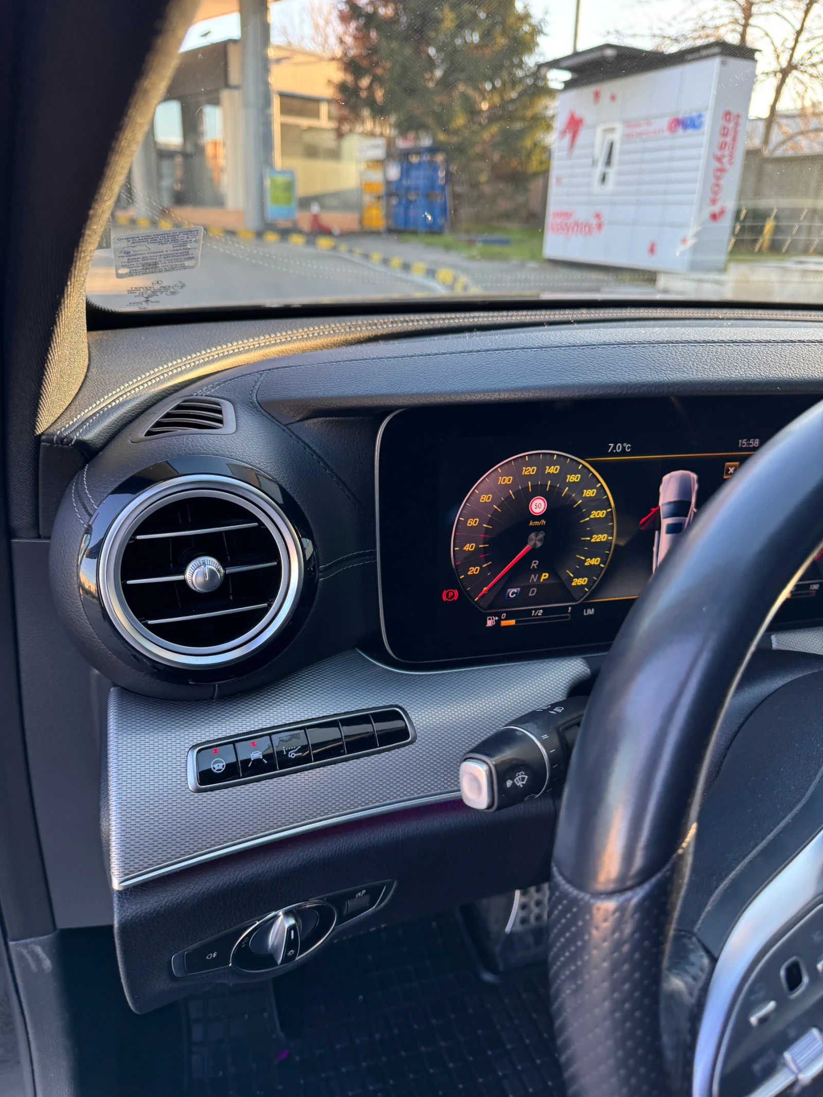 Mercedes-Benz E 220 4MATIC* AMG-LINE* DISTRNIC+ * MULTIBEAM LED*  | Mobile.bg � ����������� 13