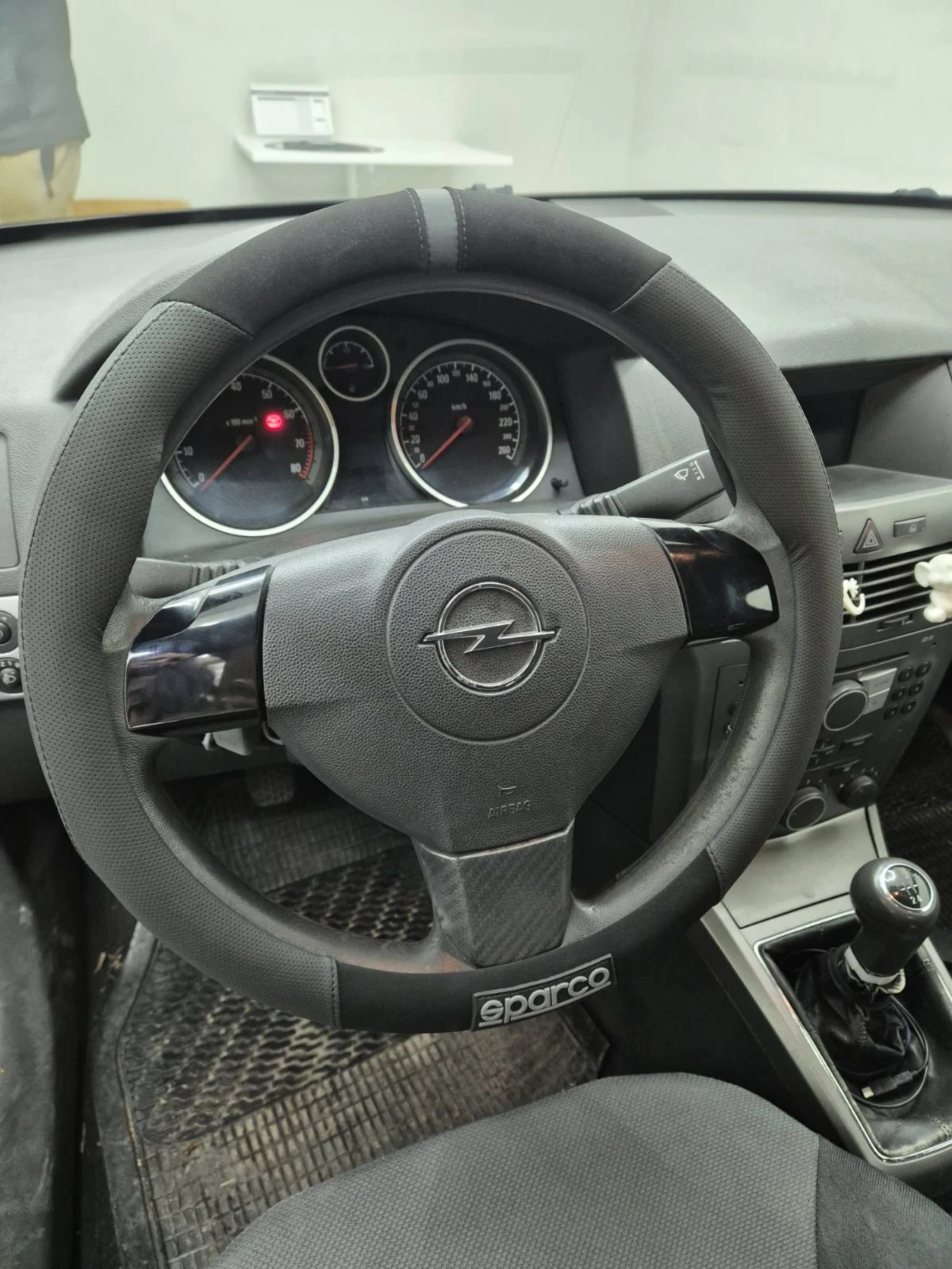 Opel Astra H - бензин-газ 1, 6  16V - изображение 3