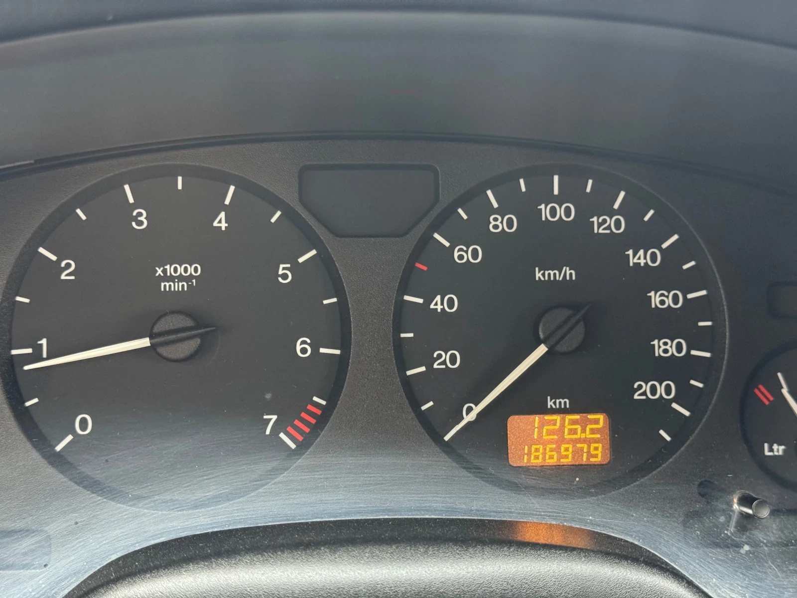 Opel Astra 1.6i Газов Инж Реални км - изображение 8