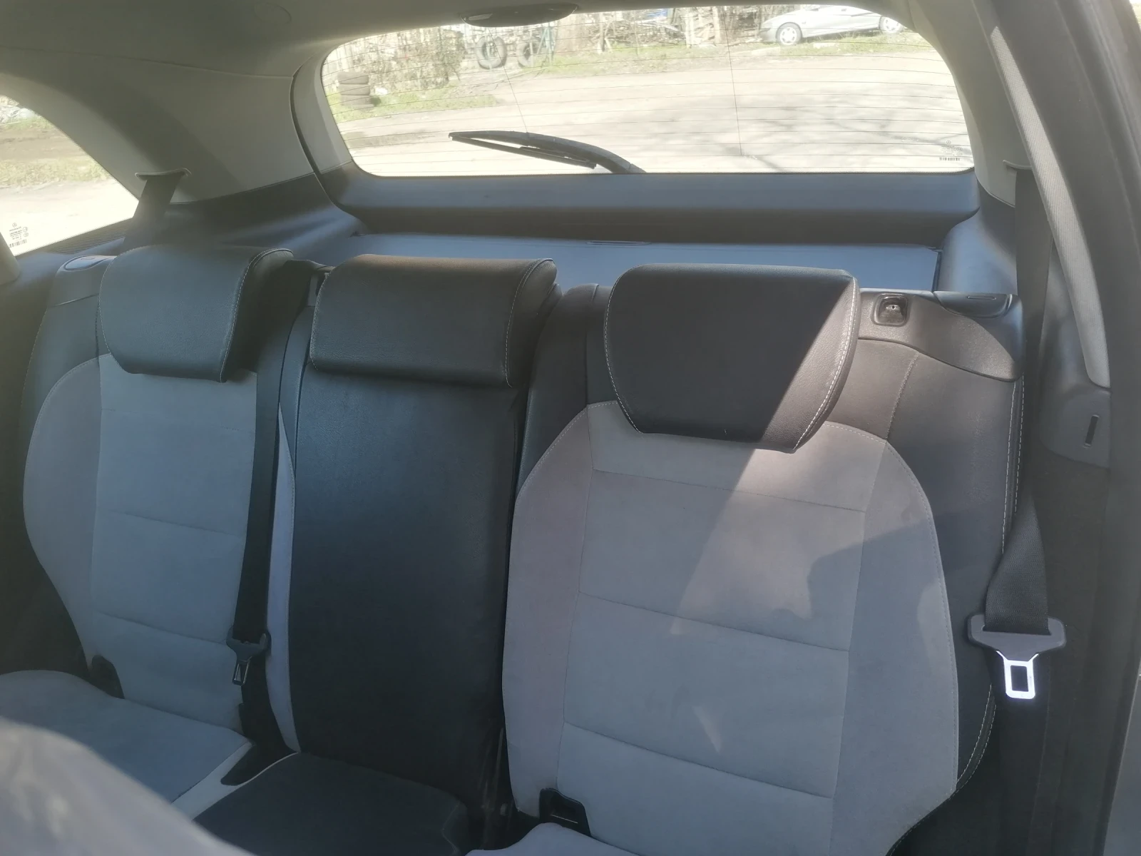 Mercedes-Benz B 200 Фейслифт, снимка 14 - Автомобили и джипове - 53823921