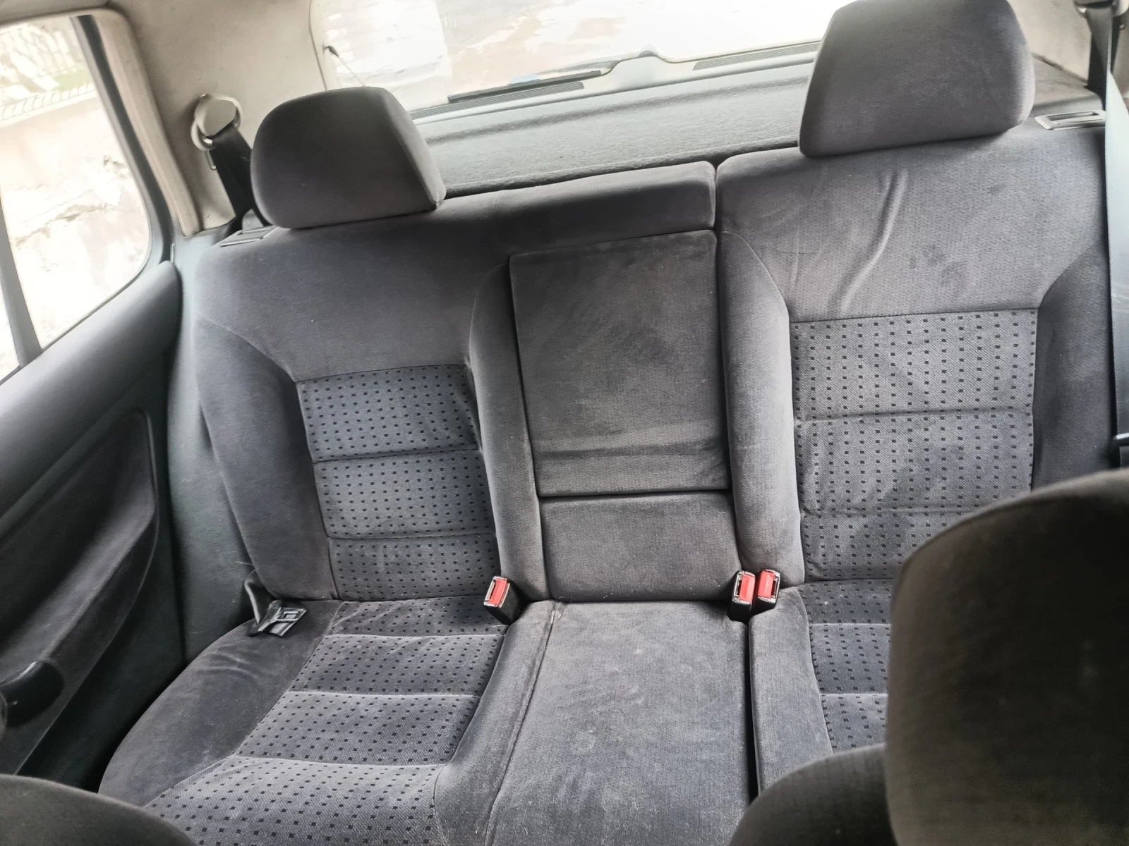 VW Golf 1.9TDI, снимка 4 - Автомобили и джипове - 54078156