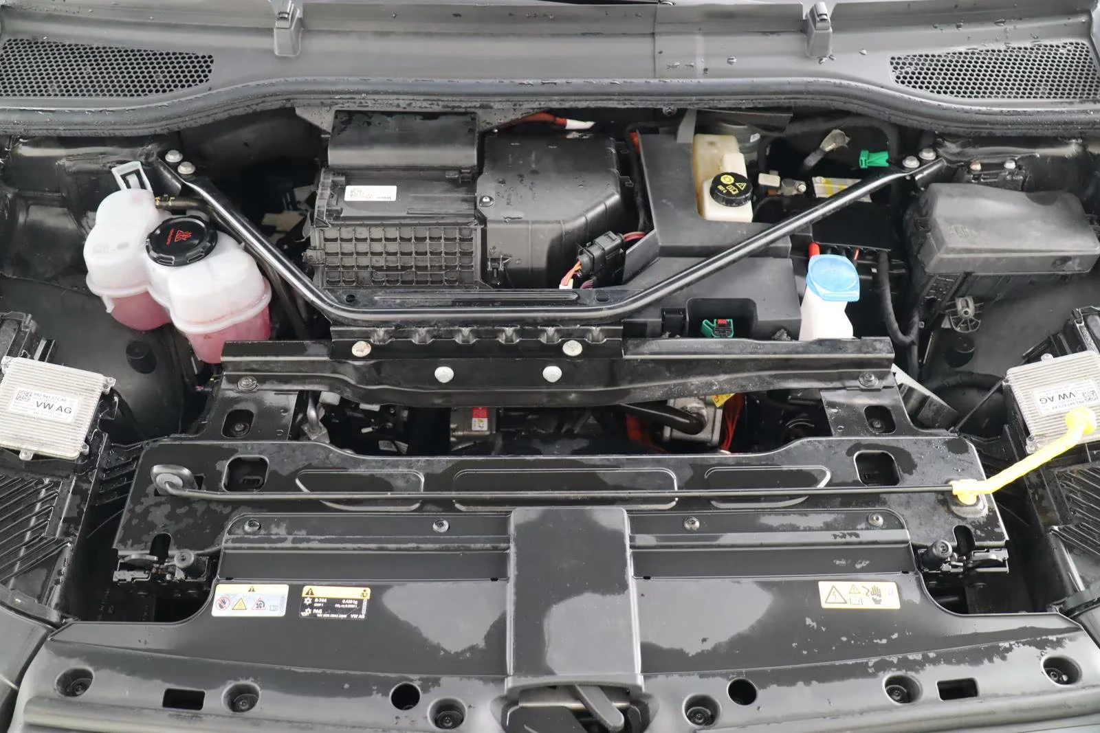 Skoda Enyaq COUPE/299HP/RS/4X4/H.PUMP/HUD/CAM/MEMO/119q, снимка 15 - Автомобили и джипове - 54087355