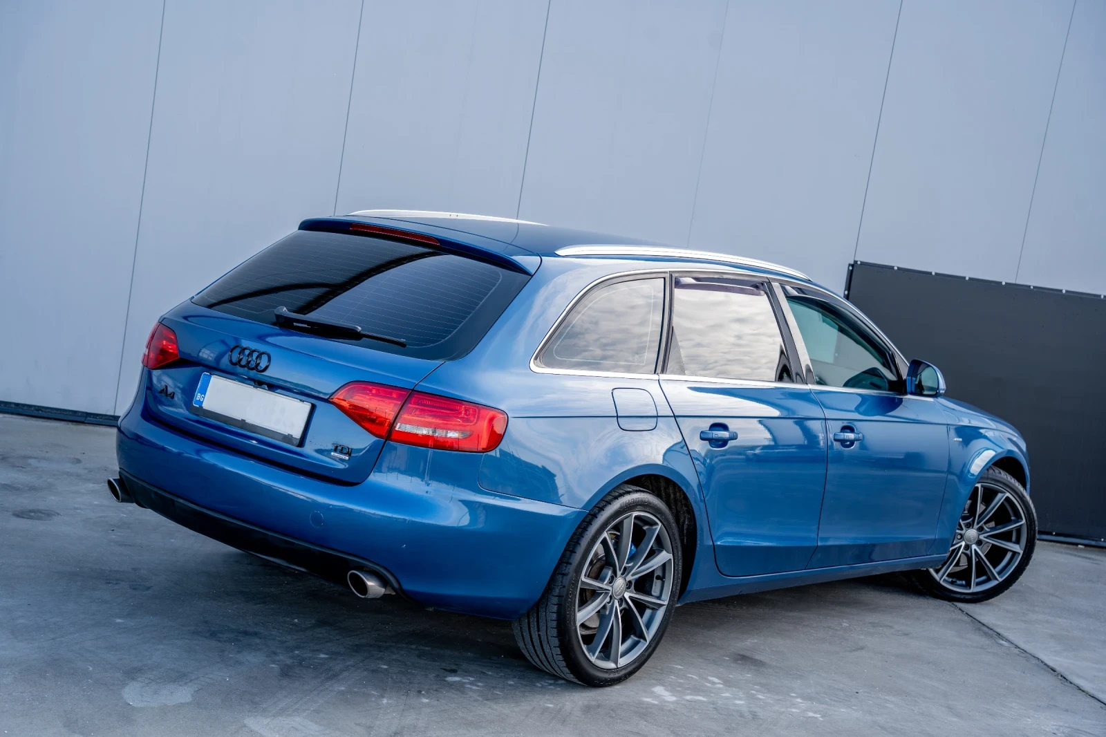 Audi A4 3.0TDI/ AVANT / QUATTRO/ 19ZOLL, снимка 6 - Автомобили и джипове - 54457864