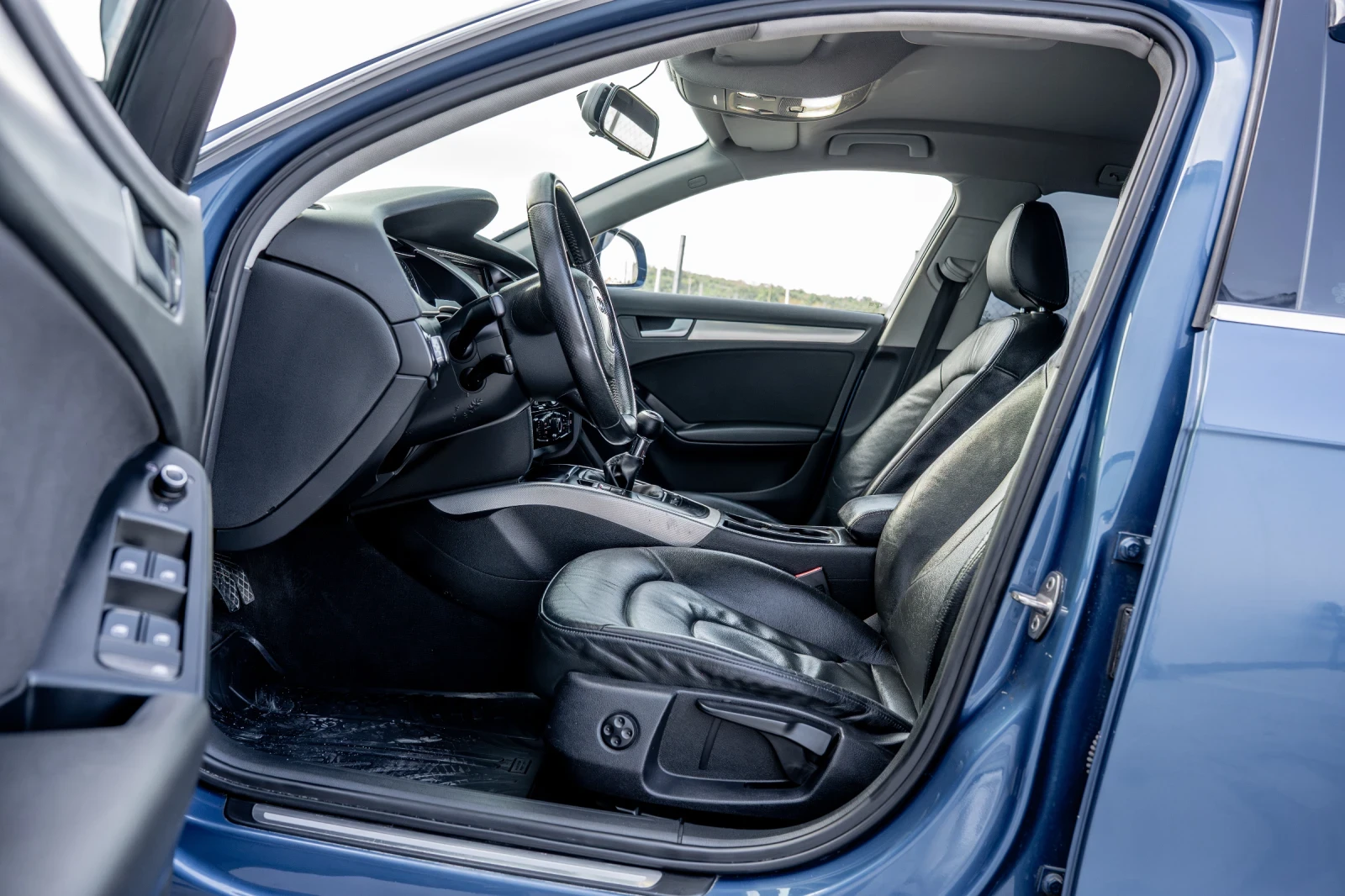 Audi A4 3.0TDI/ AVANT / QUATTRO/ 19ZOLL, снимка 10 - Автомобили и джипове - 54457864